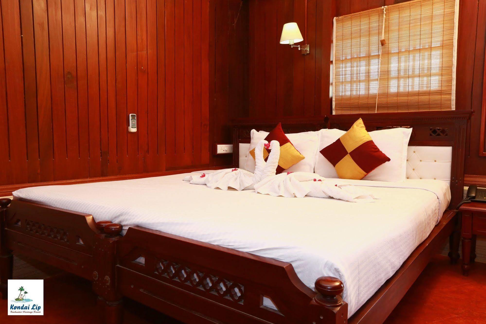 Kondai Lip Backwater Heritage Resort Kochi 外观 照片