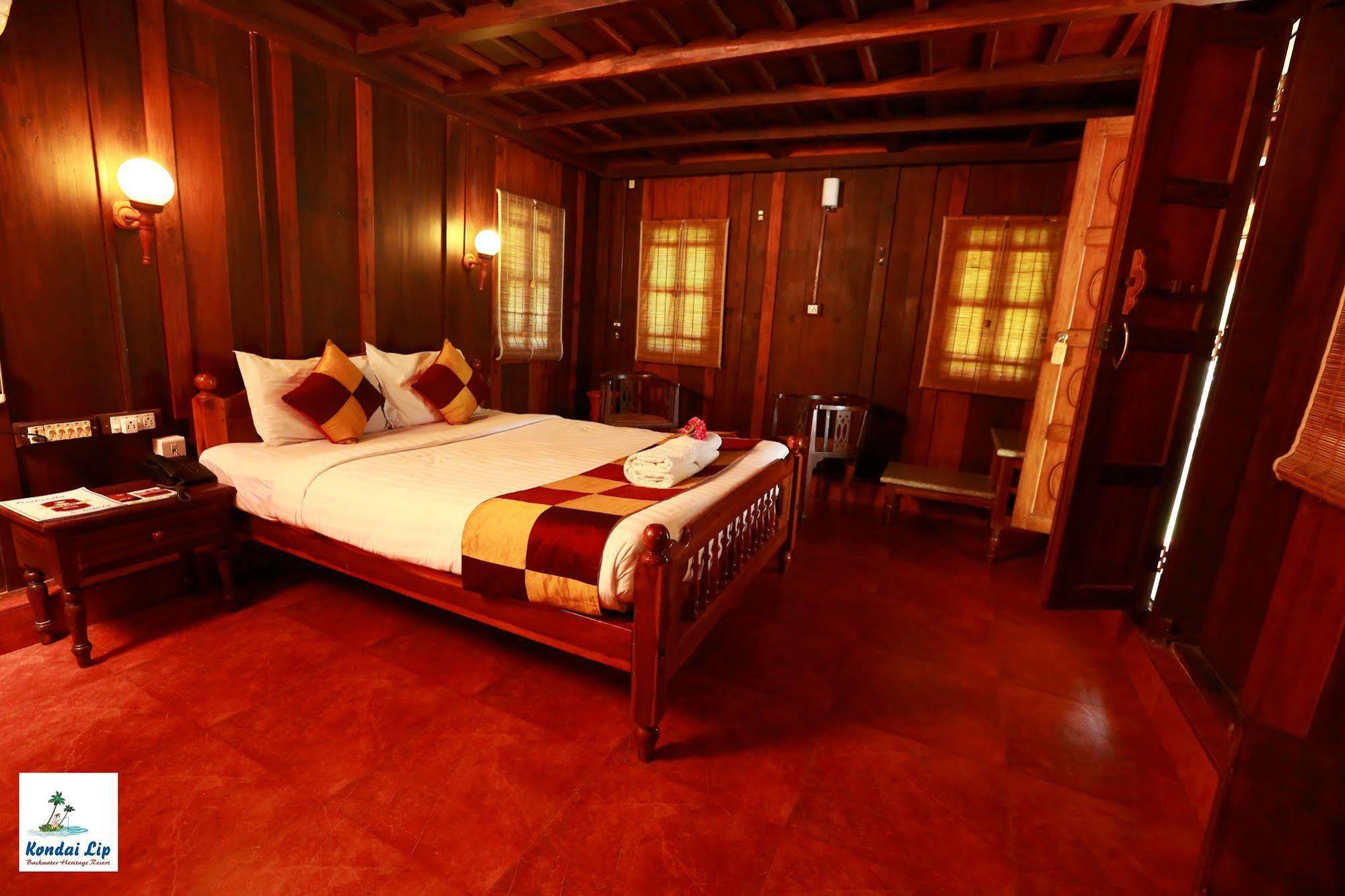 Kondai Lip Backwater Heritage Resort Kochi 外观 照片