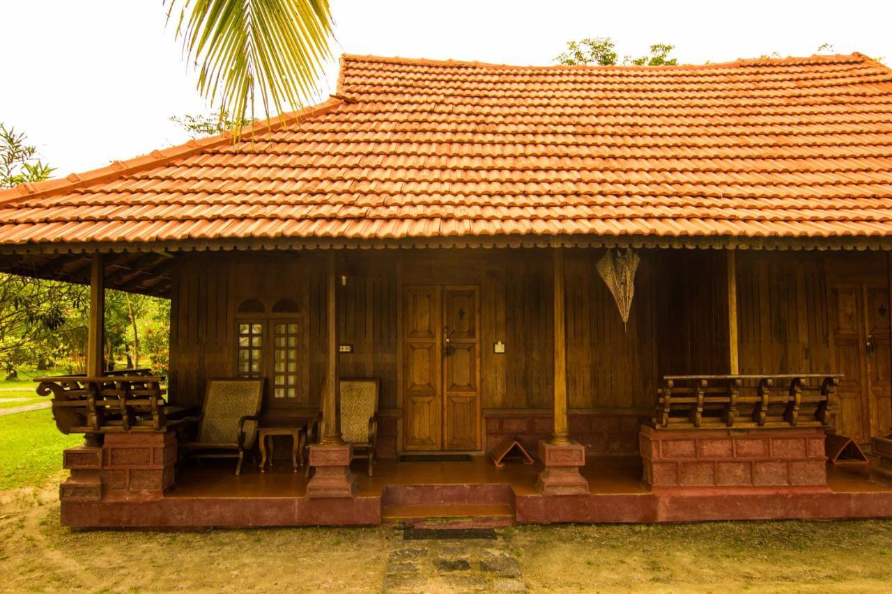 Kondai Lip Backwater Heritage Resort Kochi 外观 照片